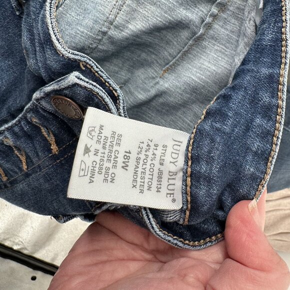 Judy Blue Women's Skinny Fit Button Fly Jeans Size‎ 18W - Picture 5 of 7